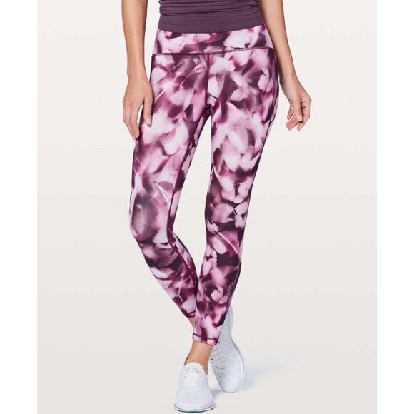 Lululemon Train‎ Times 7/8 Pant 25" Blush Blossom Alpine White Candy Pink W5ARBS - Picture 1 of 10